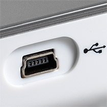 USB port za lakše povezivanje sa računarom